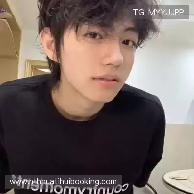 咎秋莹